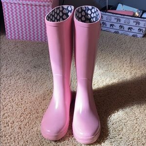 Time and Tru rain boots